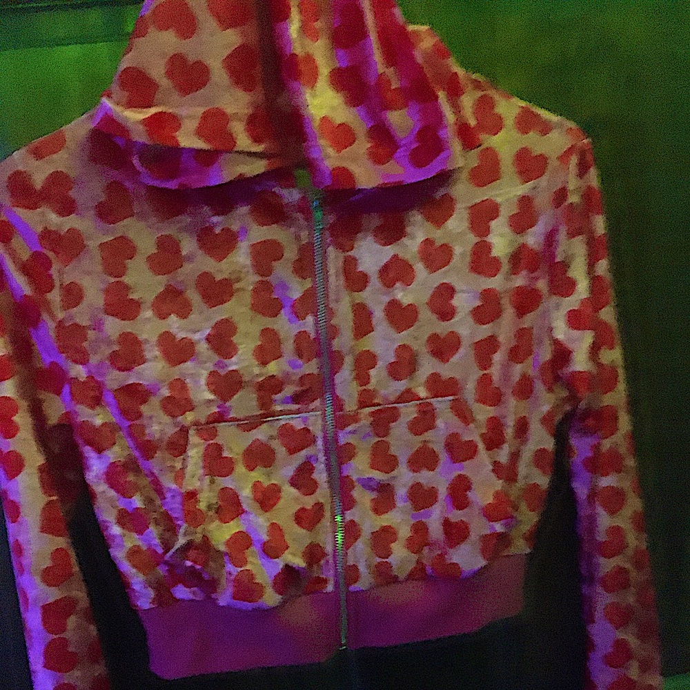 Jennifers body cropped heart jacket